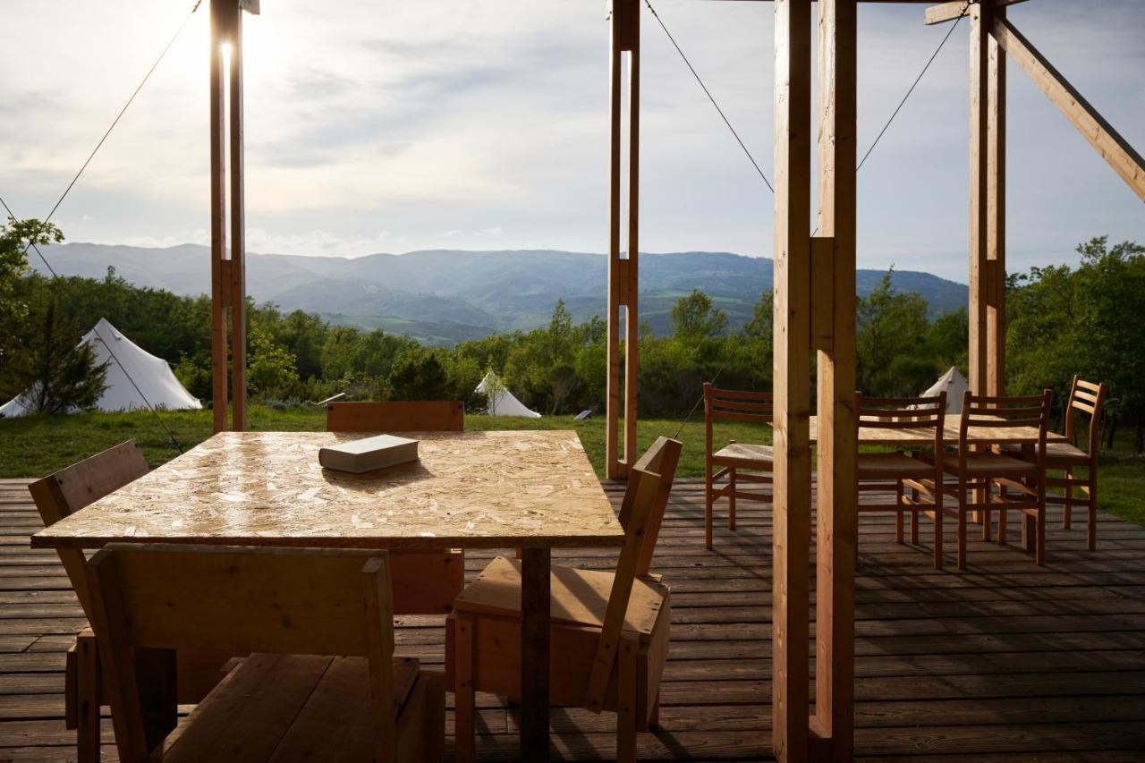Agricola Ombra - Tents In Nature Hotel ไลยาติโค ภายนอก รูปภาพ