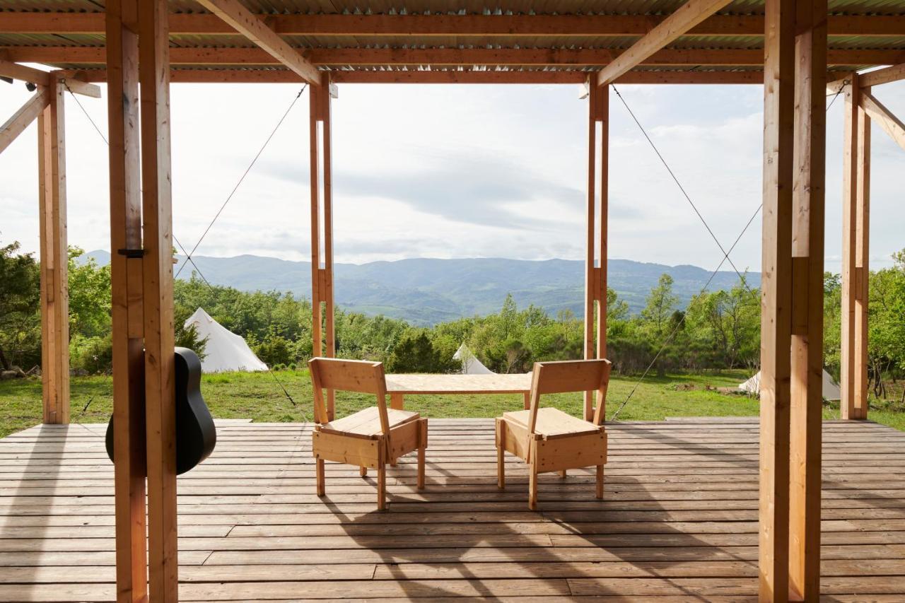 Agricola Ombra - Tents In Nature Hotel ไลยาติโค ภายนอก รูปภาพ