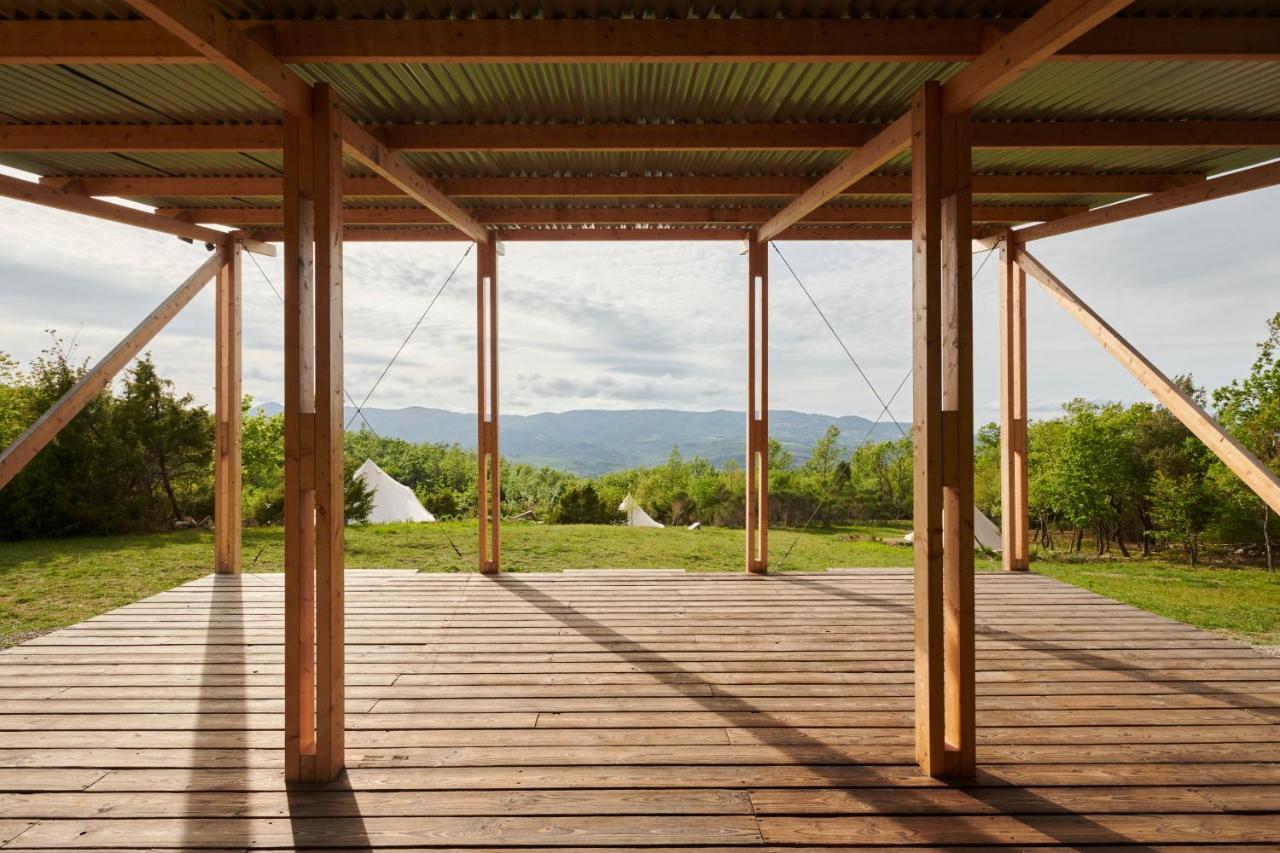 Agricola Ombra - Tents In Nature Hotel ไลยาติโค ภายนอก รูปภาพ