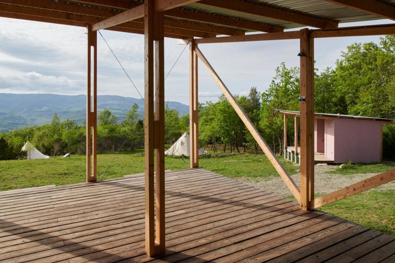 Agricola Ombra - Tents In Nature Hotel ไลยาติโค ภายนอก รูปภาพ