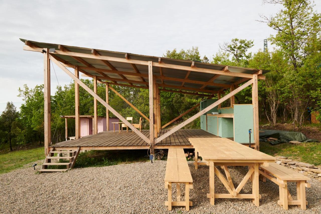 Agricola Ombra - Tents In Nature Hotel ไลยาติโค ภายนอก รูปภาพ